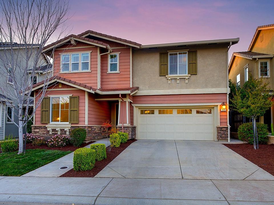 1st image of 1329 Larkspur Dr