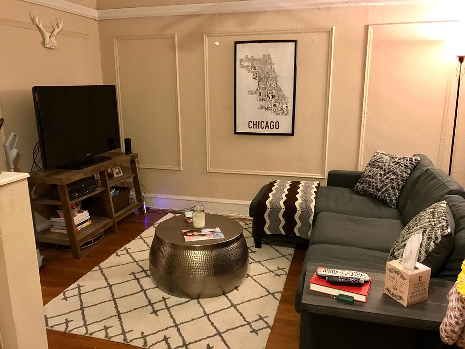 1st image of 683 1/2 W Wrightwood Ave APT 1N
