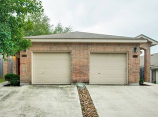 7117 Tourant Rd, San Antonio, TX 78240