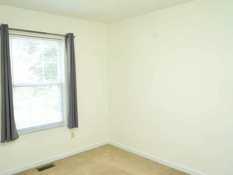 111 Darien Ter — Photo 23