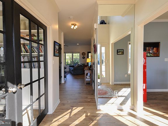 3rd image of 9823 Cannonball Ct