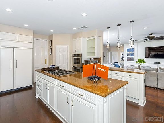 2nd image of 4878 Bradshaw Ct