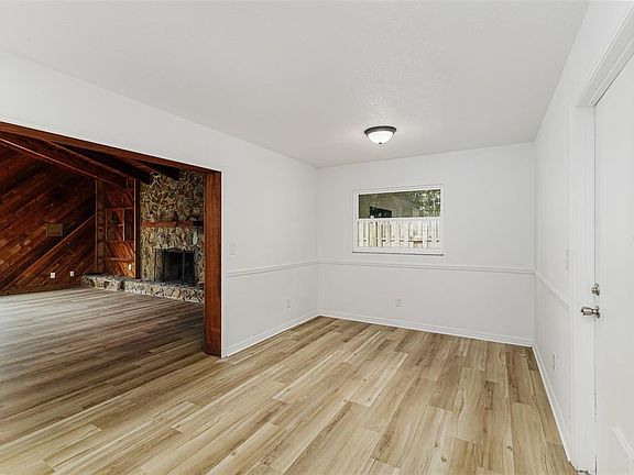 5th image of 2117 High Point Ave SW