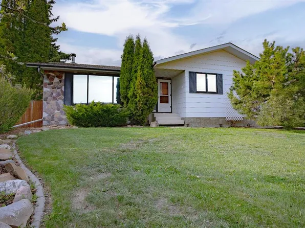 518 SW 3rd St, Wainwright, AB T9W 1A7
