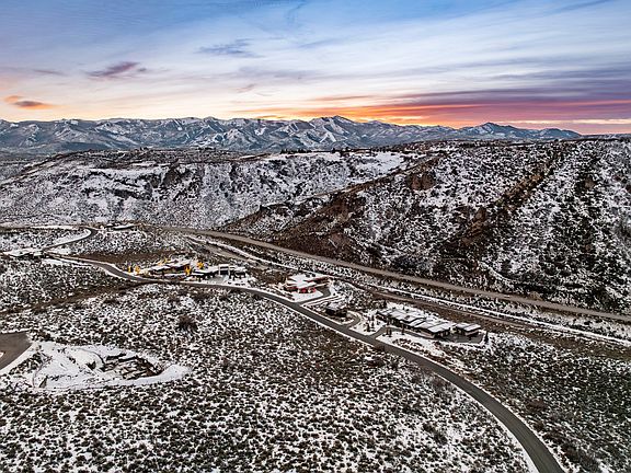 2nd image of 1280 E Canyon Gate Rd