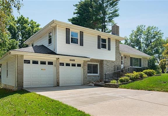 3rd image of 10409 W 91st St