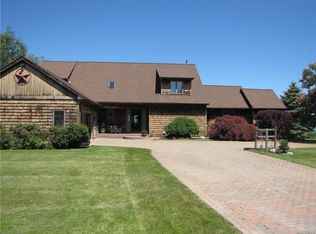 3171 W Lake Rd, Wilson, NY 14172