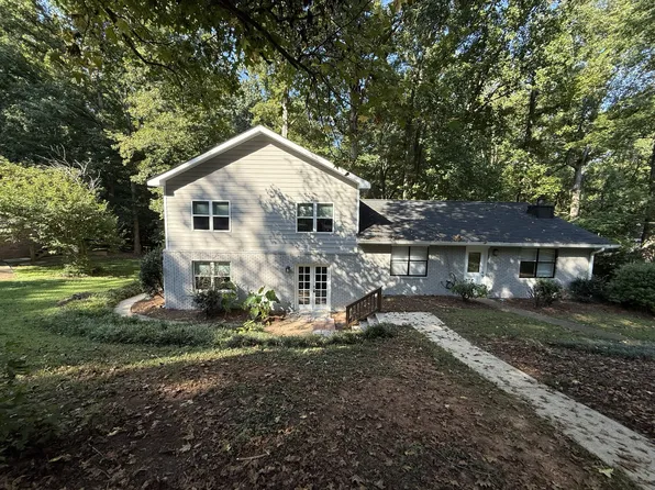 1021 Sourwood Ct, Athens, GA 30606