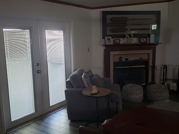 4th image of 108 Marina Ln