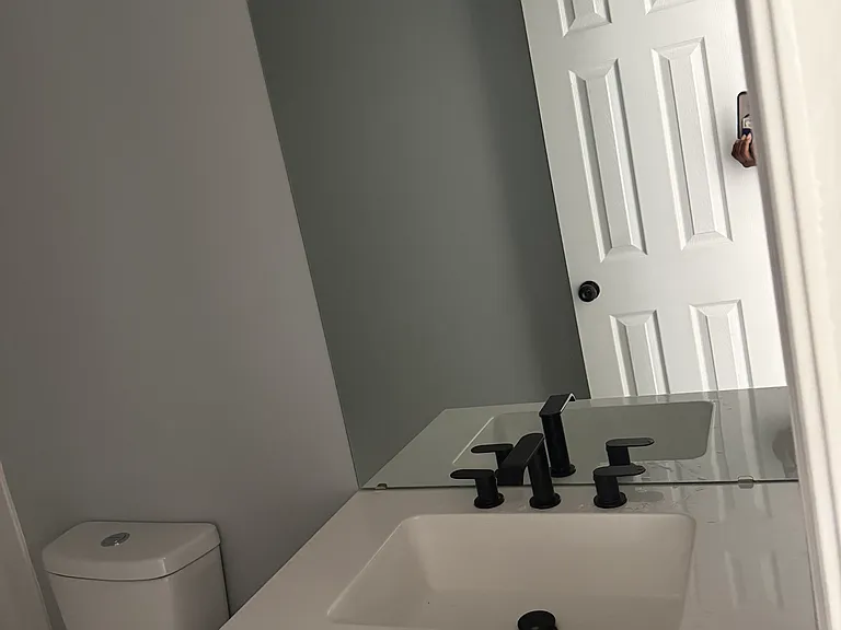 507 Coronation Dr — Photo 7