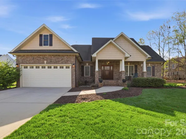 112 Houpe Ridge Ln, Statesville, NC 28625