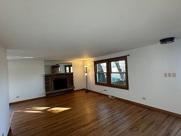 2nd image of 2232 Tower Dr