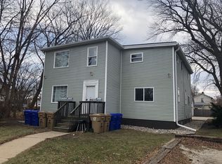 1611 52nd St APT 2, Kenosha, WI 53140