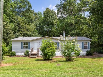 519 Singing Pines Rd, Seneca, SC, 29678