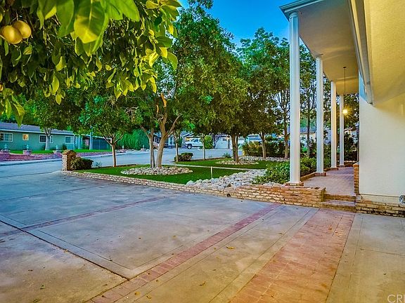 5th image of 2758 W Dalepark Dr