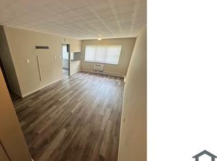 8729 Sieloff Dr APT B, Hazelwood, MO 63042