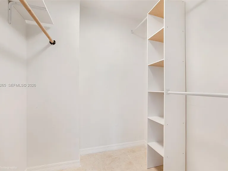 9301 SW 92nd Ave #A304 — Photo 5