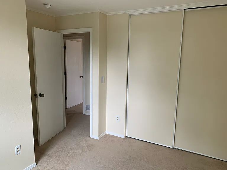 Upstairs bedroom 2