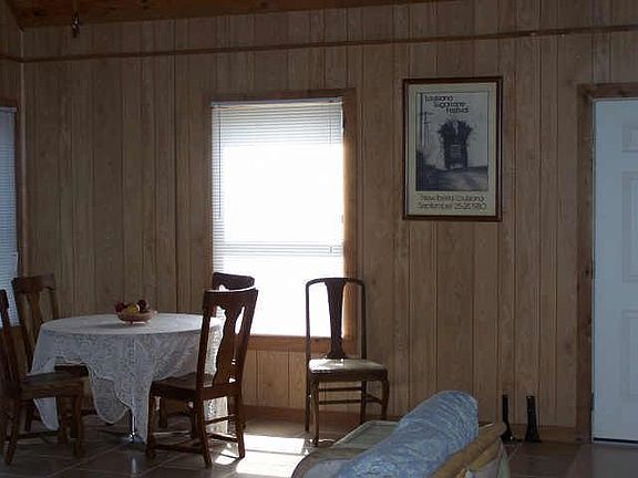 4th image of 233 Shiloh Dr