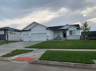 845 9th Street, Waukee, IA 50263