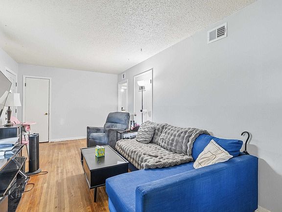3rd image of 3108 W Dora St