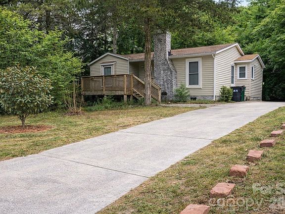 2nd image of 7811 Heatherdale Ct