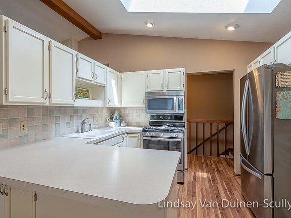 2nd image of 5841 S Parkway Ave SE