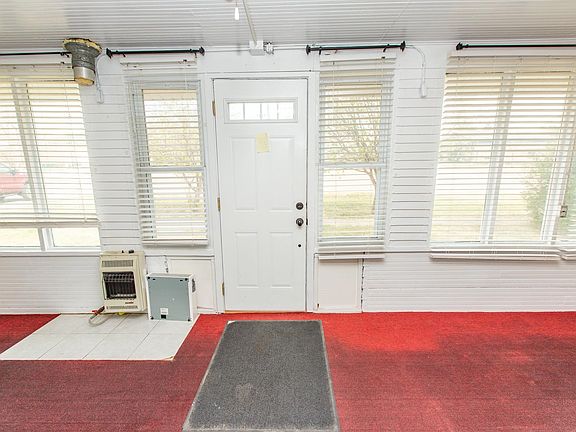 5th image of 428 W Walnut St