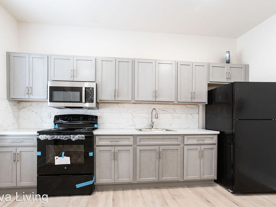 1st image of 2512 N Corlies St Floor 2