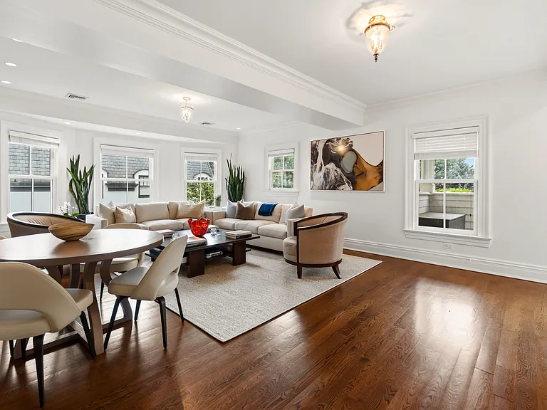 250 Milbank Ave #B — Photo 17