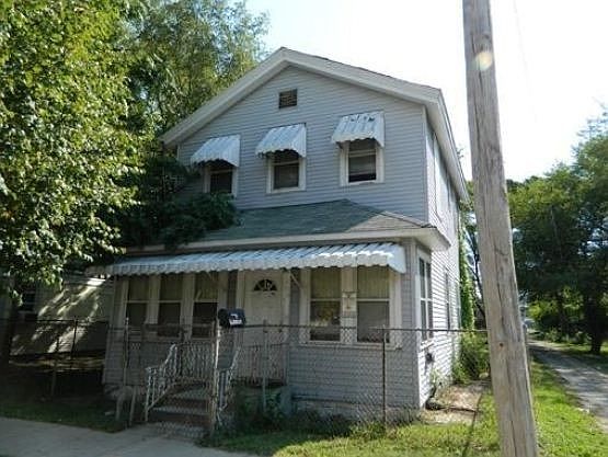 1st image of 406 S Joliet St