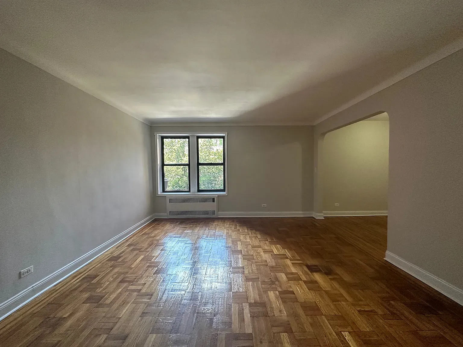 85-05 35th Avenue — Photo 2