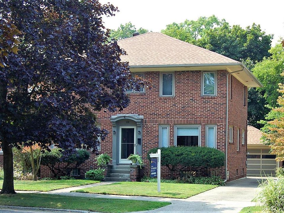1st image of 1131 Iroquois Dr SE