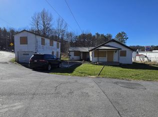 110 Dominion Dr, Crab Orchard, WV 25827
