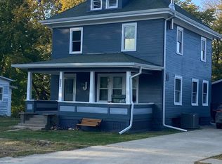 303 SW Jackson St, Greenfield, IA 50849