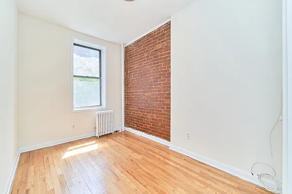 Rented by Living New York | media 9