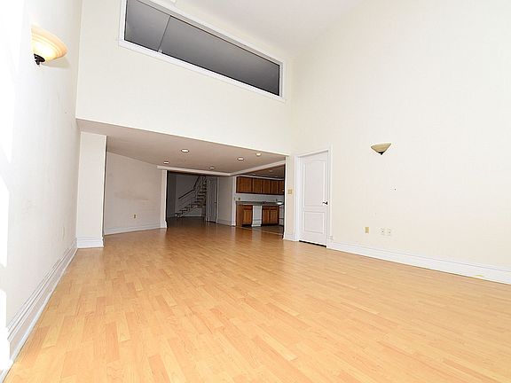 3rd image of 1919 24th Ave APT L214