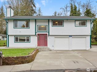 6803 Helena Dr NE, Bremerton, WA