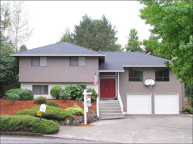 Great Cul-de-Sac Location in West Linn