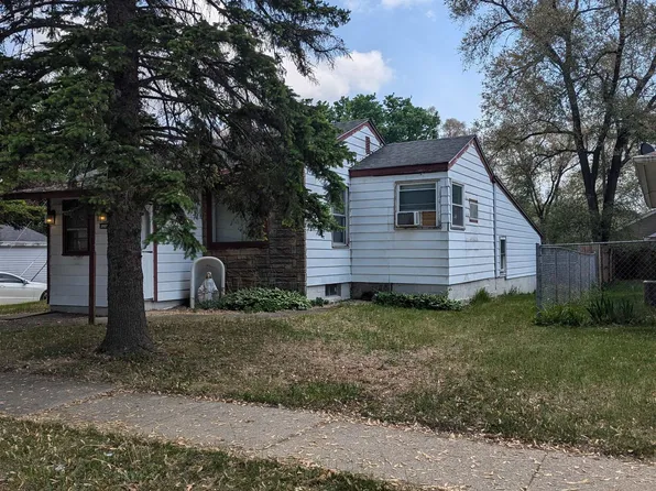 3007 Huffman Blvd, Rockford, IL 61103
