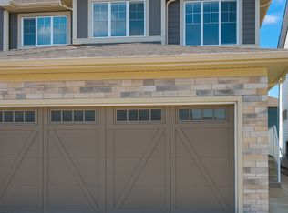 1230 Plum Bnd SW, Edmonton, AB