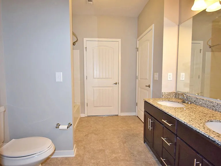 1118 Litton Ave #204 — Photo 6