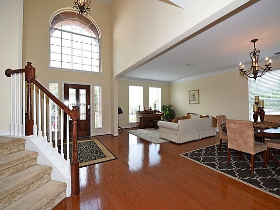 4th image of 3603 Pinnacle Dr