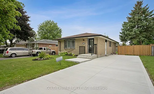 396 Hudson Dr Photo 1