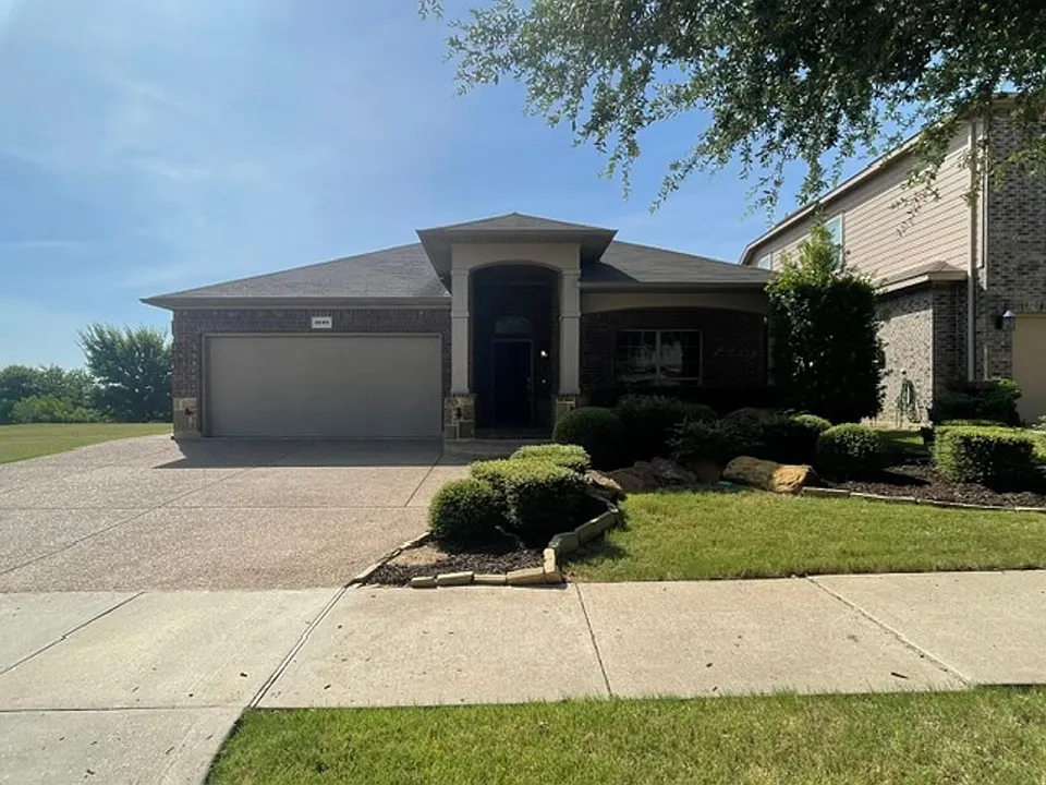 4605 Hidden Meadows Trl