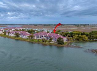 9 W Mariners Cay Dr, Folly Beach, SC 29439