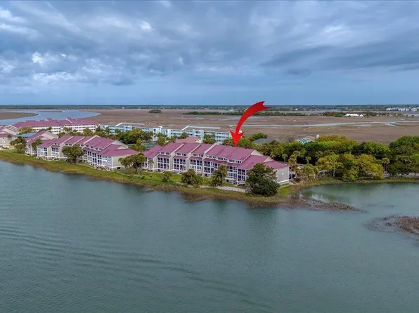 9 W Mariners Cay Dr, Folly Beach, SC 29439