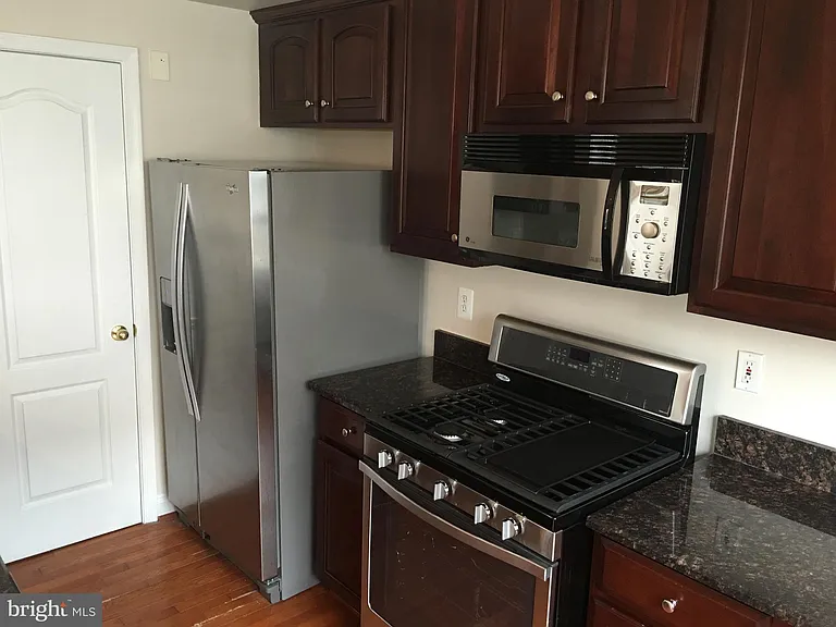 2122 Darcy Green Pl — Photo 9