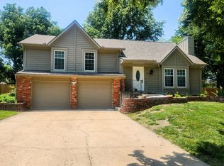 11724 England St, Overland Park, KS 66210