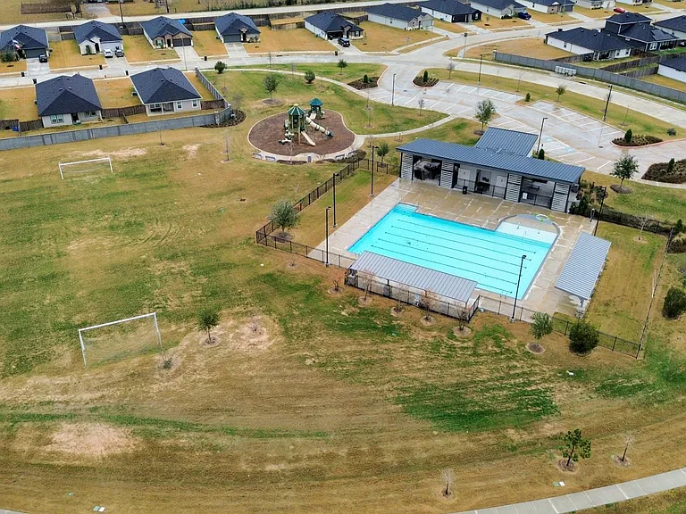 1310 Bison View Ln — Photo 32